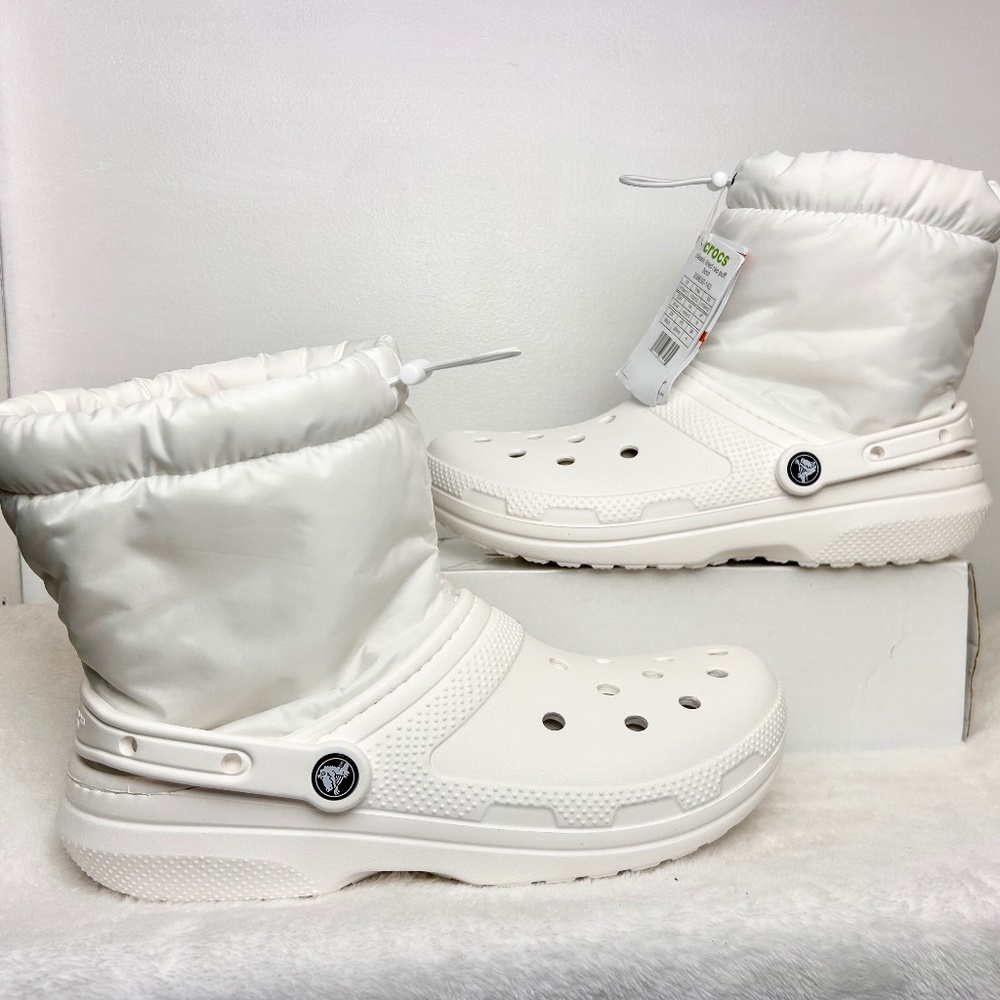 WHITE CROCS UNISEX NEO PUFF SNOW WINTER RAIN BOOTS MENS SZ 10 / WOMENS 12